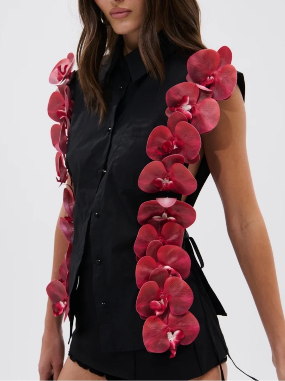 AKIRA ROSE PETALS BUTTON DOWN women’s top sz L/XL $59